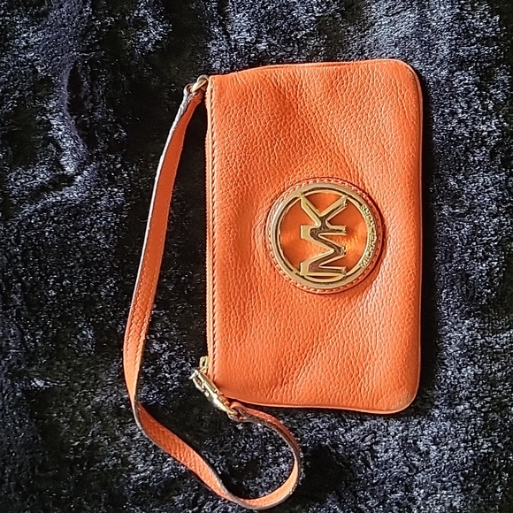 Michael Kors Bags Michael Kors Leather Clutch Clip On Signature Bag Poshmark